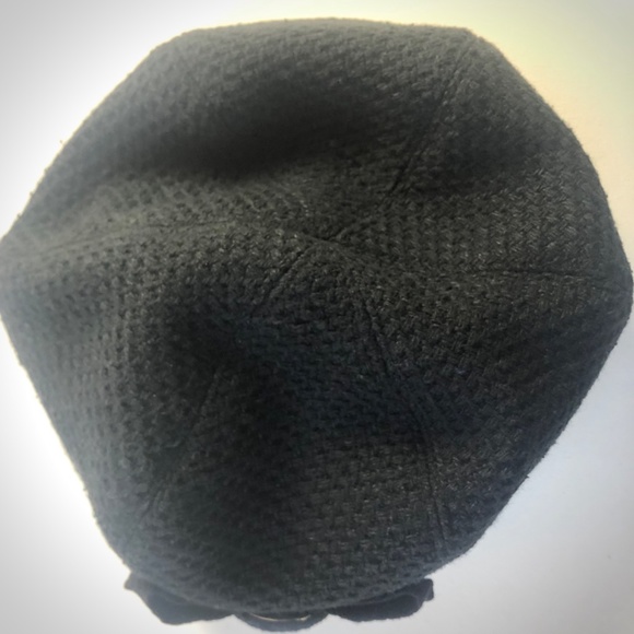 NWOT, Beret with Front Bow by Halogen - Picture 7 of 9